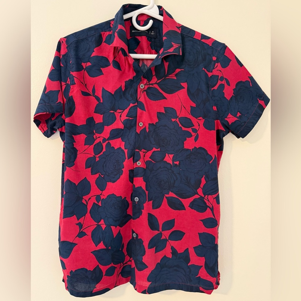 Abercrombie & Fitch Tropical Print SS Shirt Sz S